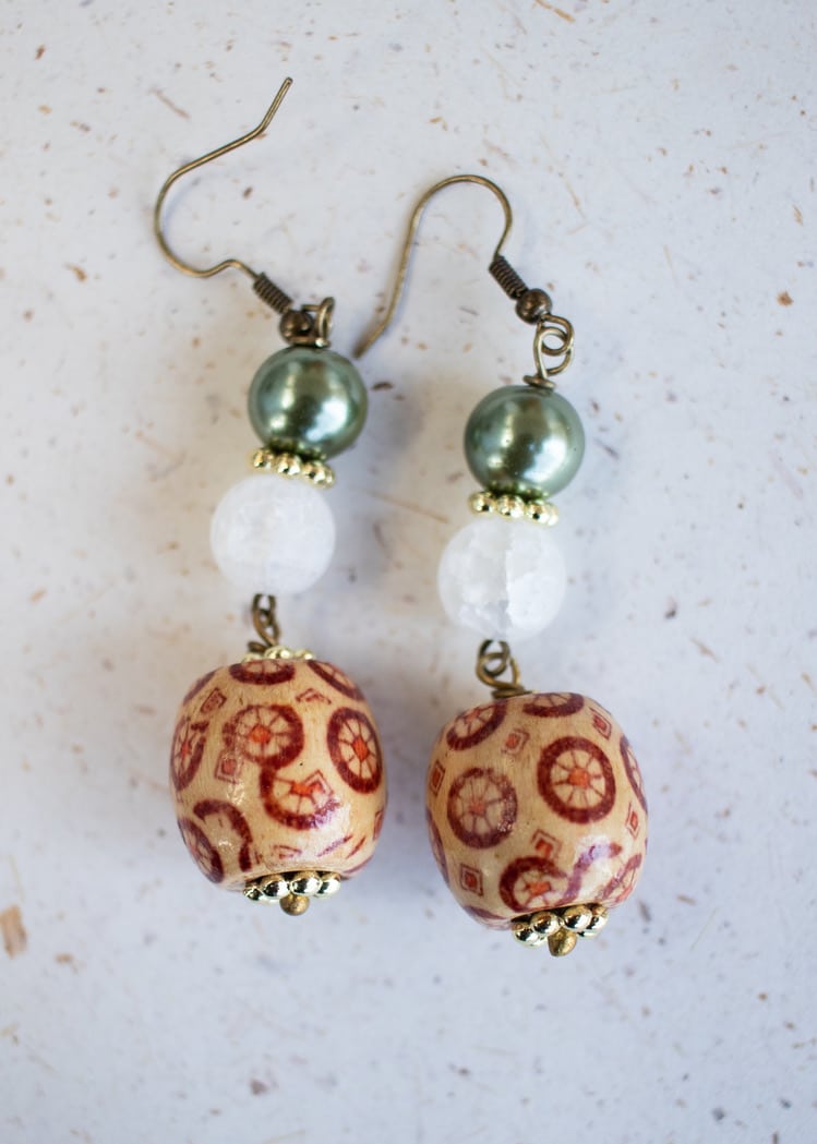 Dangler earrings: Speckled white and ornate wood - Image 2